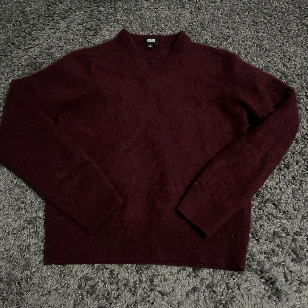 100% Cashmere Burgundy Sweater‎ For Yarn/crafts Project. Shrunken